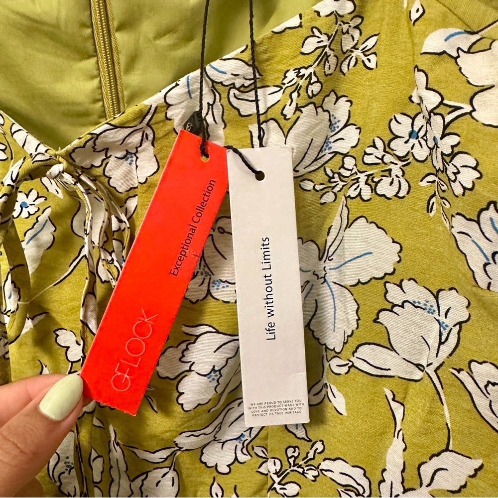 NWT Floral Dress - Picture 4 of 6